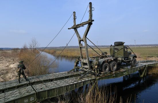 Международные тактические учения ВДВ в Витебске