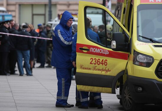 Взрывы в метро в Санкт-Петербурге