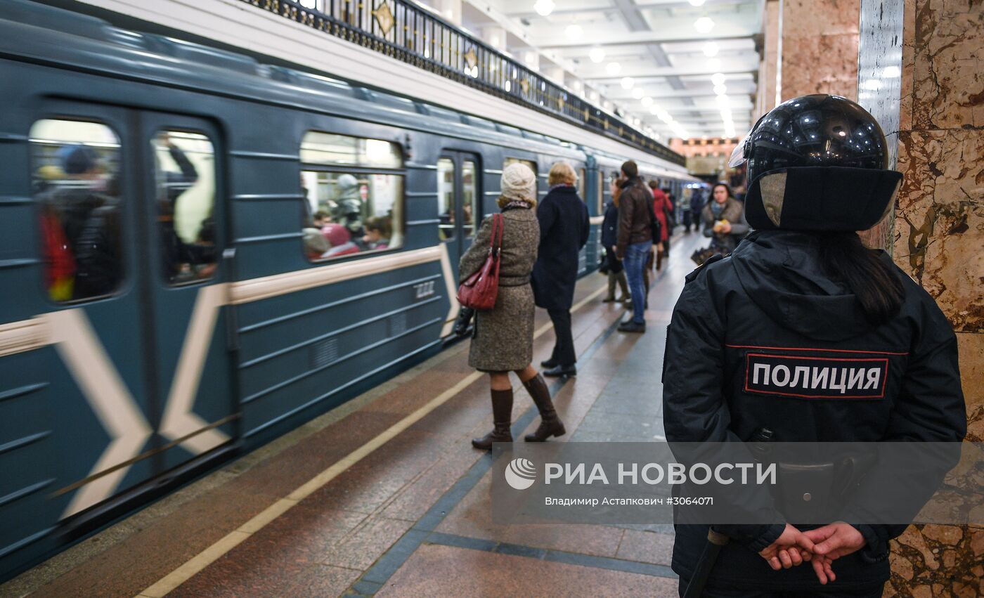 В московском метро усилили меры безопасности