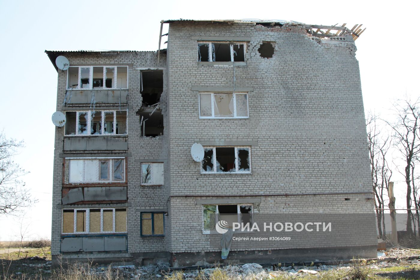 Жизнь в прифронтовом поселке Донецк-Северный в Донбассе