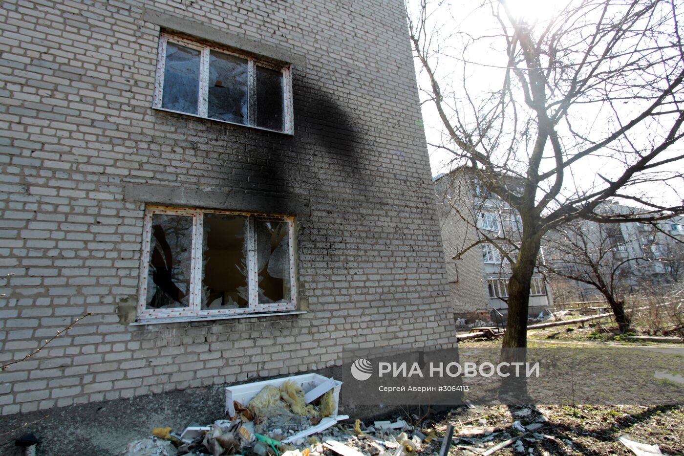 Жизнь в прифронтовом поселке Донецк-Северный в Донбассе