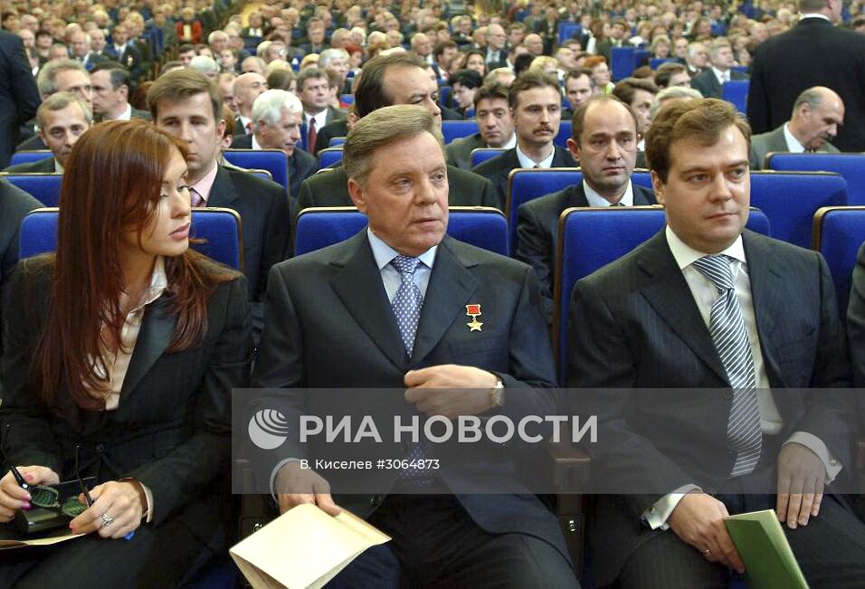 Д.Медведев, Б.Громов в Государственном Кремлевском дворце