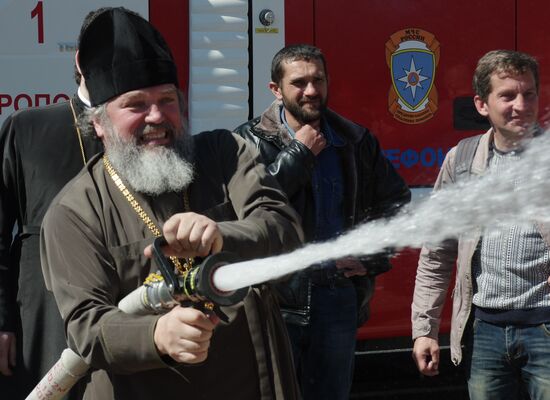 Священнослужители приняли участие в учениях МЧС в Крыму