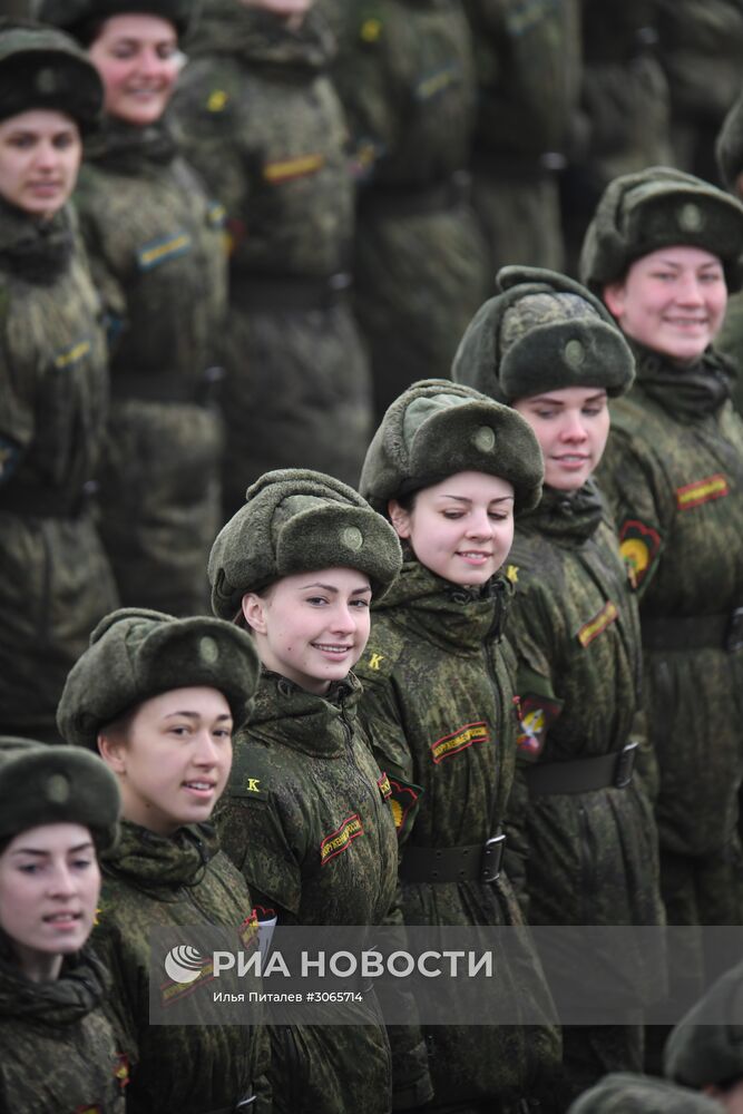 Совместная тренировка пеших парадных расчетов войск Московского гарнизона к военному параду