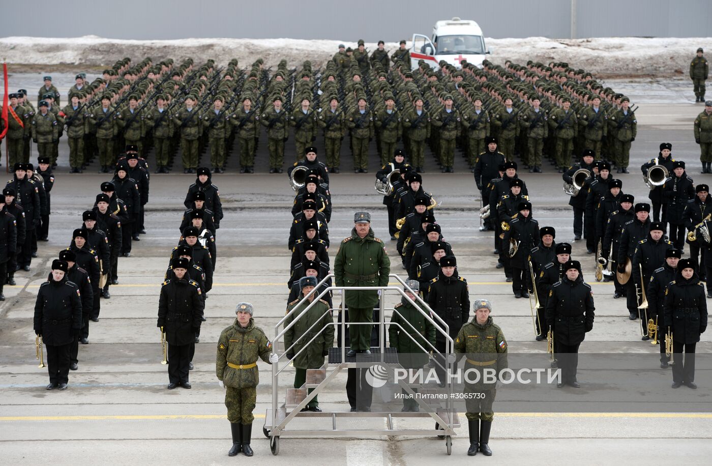 Совместная тренировка пеших парадных расчетов войск Московского гарнизона к военному параду
