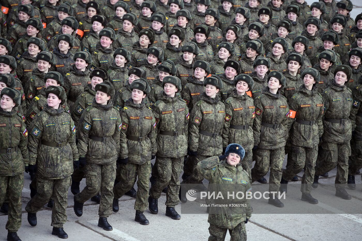Совместная тренировка пеших парадных расчетов войск Московского гарнизона к военному параду
