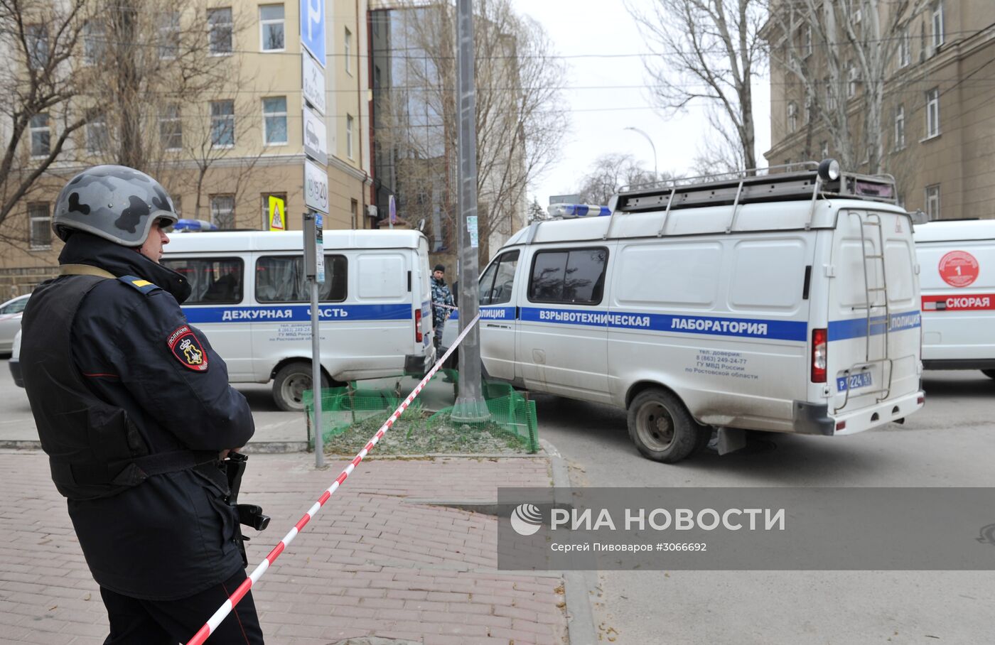 Взрыв у школы в Ростове-на-Дону