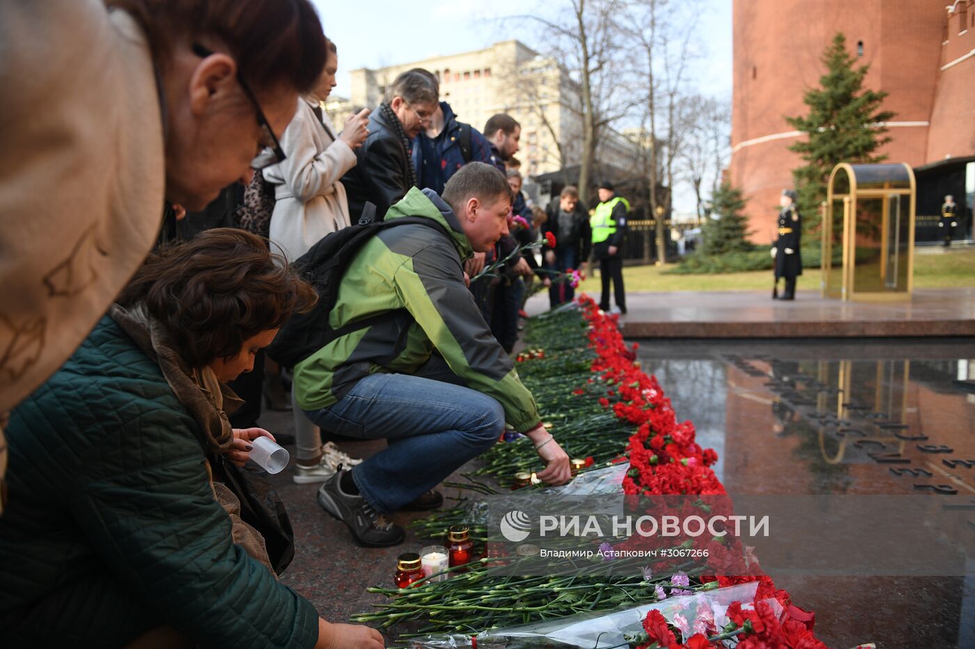 Акция памяти и солидарности "Питер - Мы с тобой!"