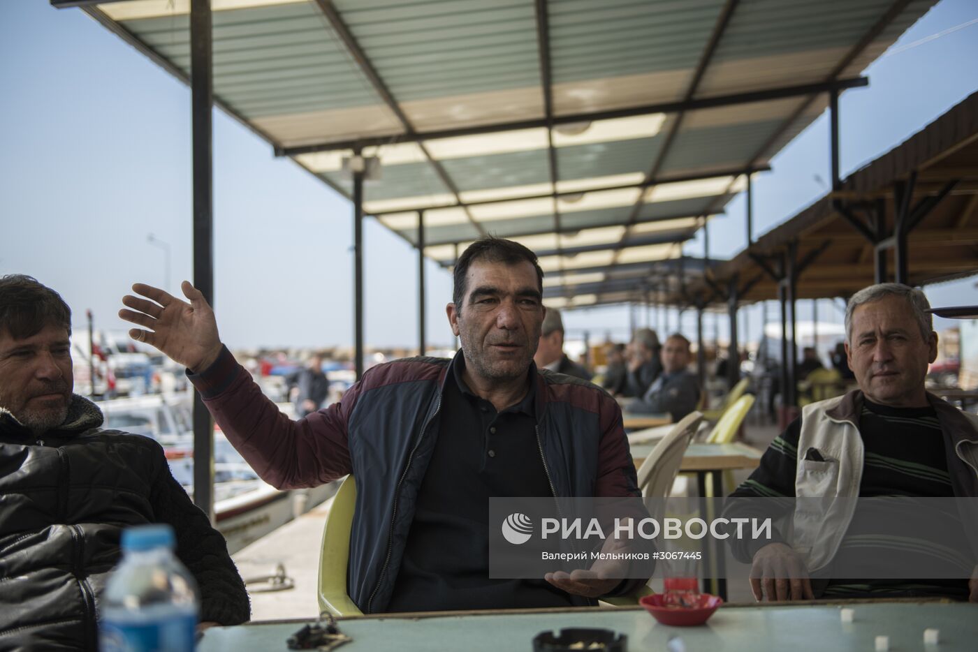 Сирийские беженцы в турецкой провинции Измир