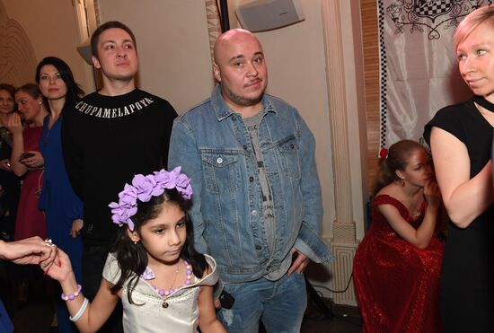 Ежегодный благотворительный детский бал цветов от фонда "Быть Вместе"