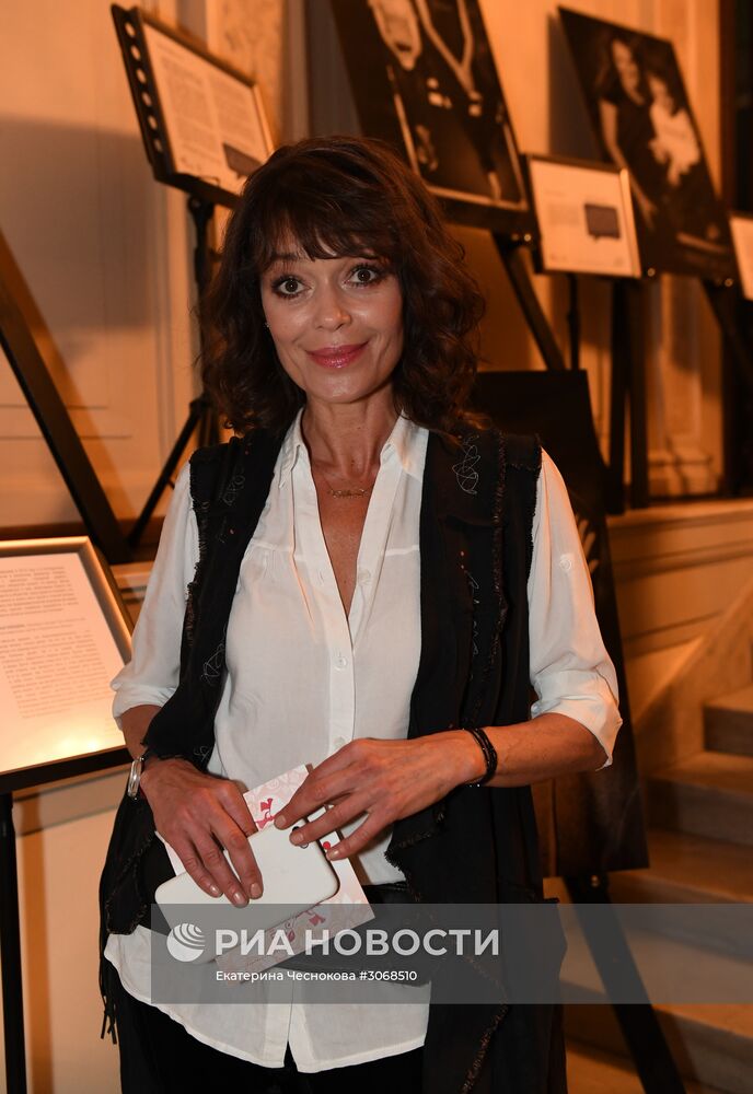 Ежегодный благотворительный детский бал цветов от фонда "Быть Вместе"