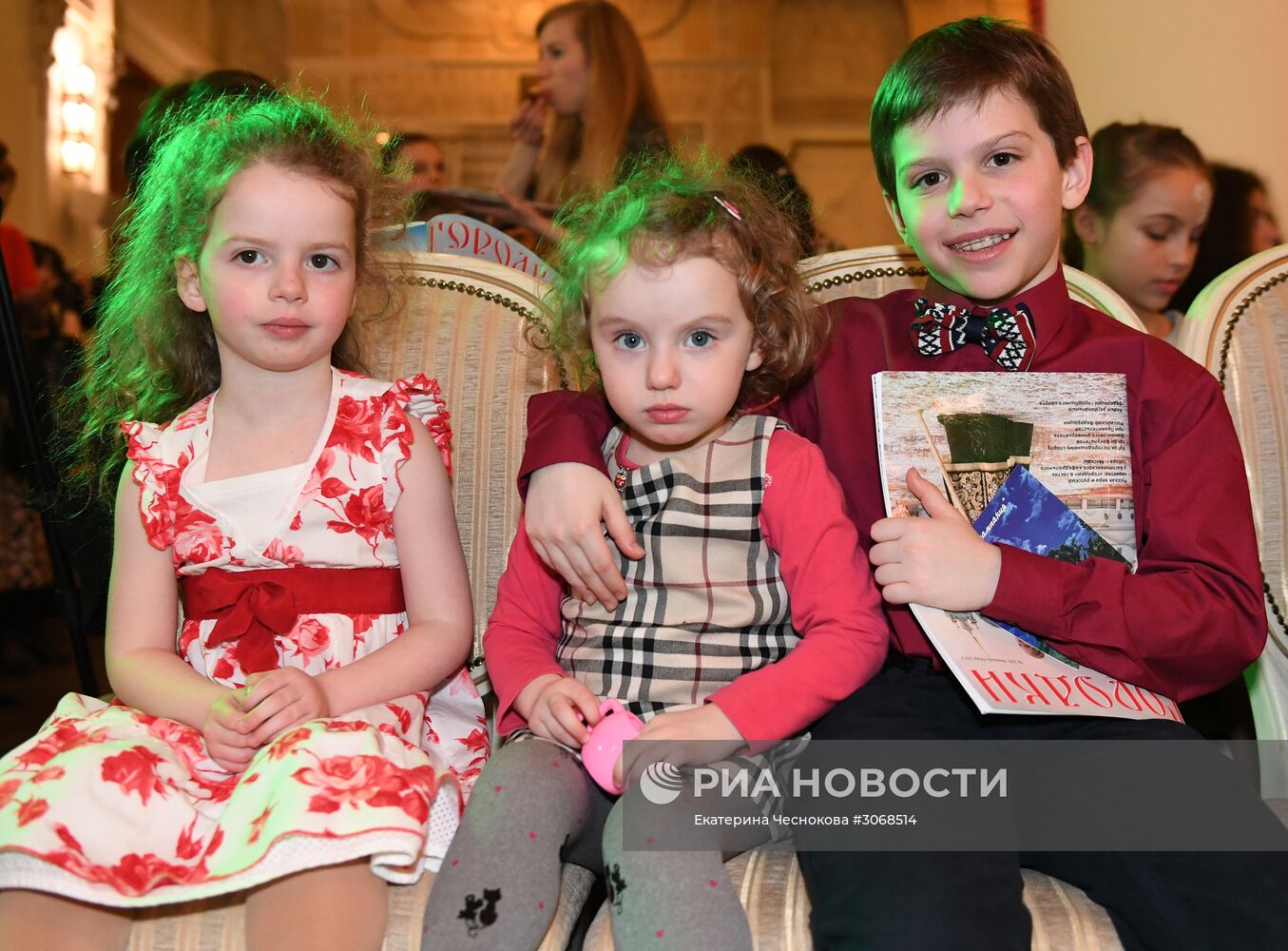 Ежегодный благотворительный детский бал цветов от фонда "Быть Вместе"