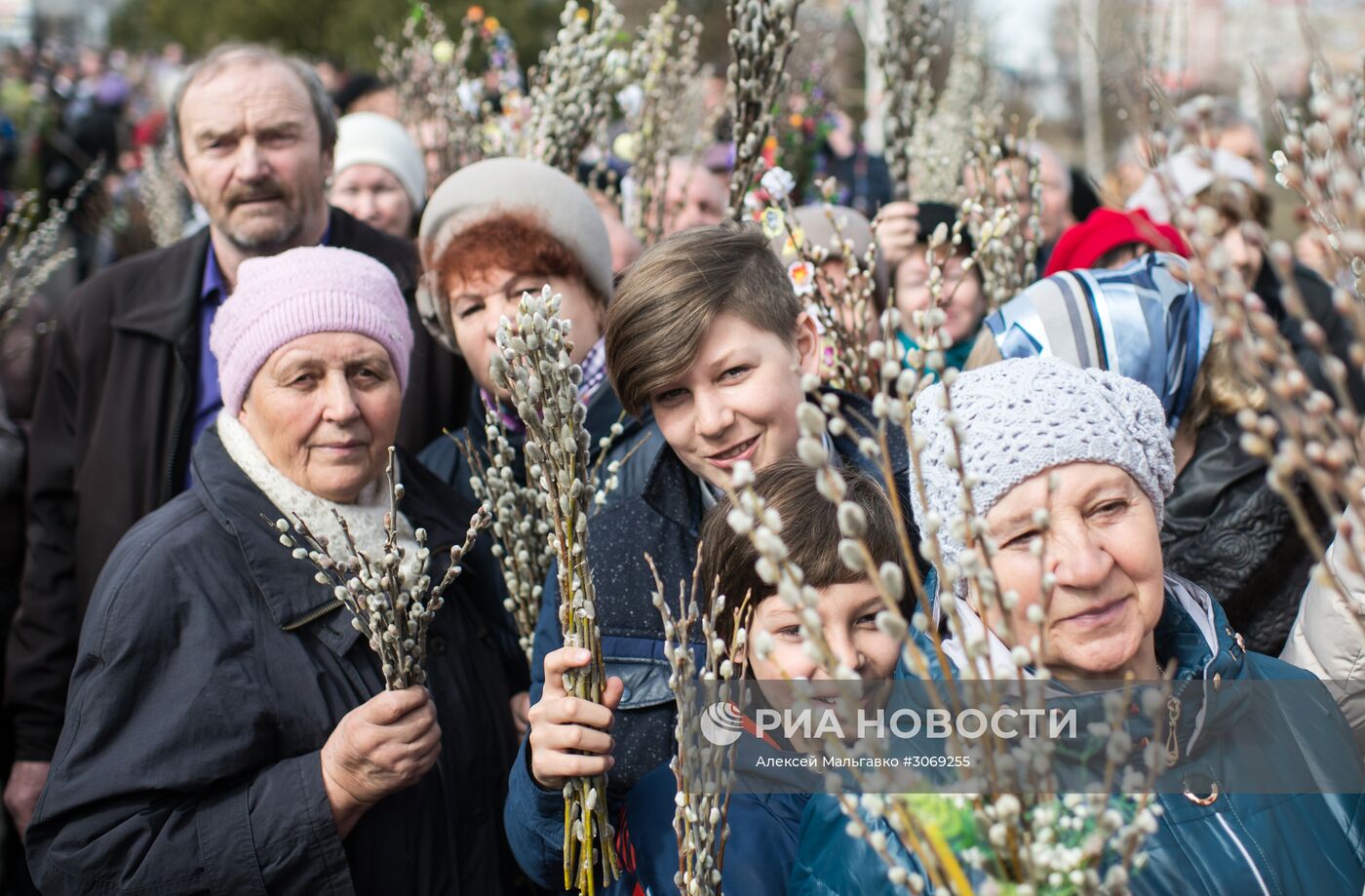 Вербное воскресенье в городах России