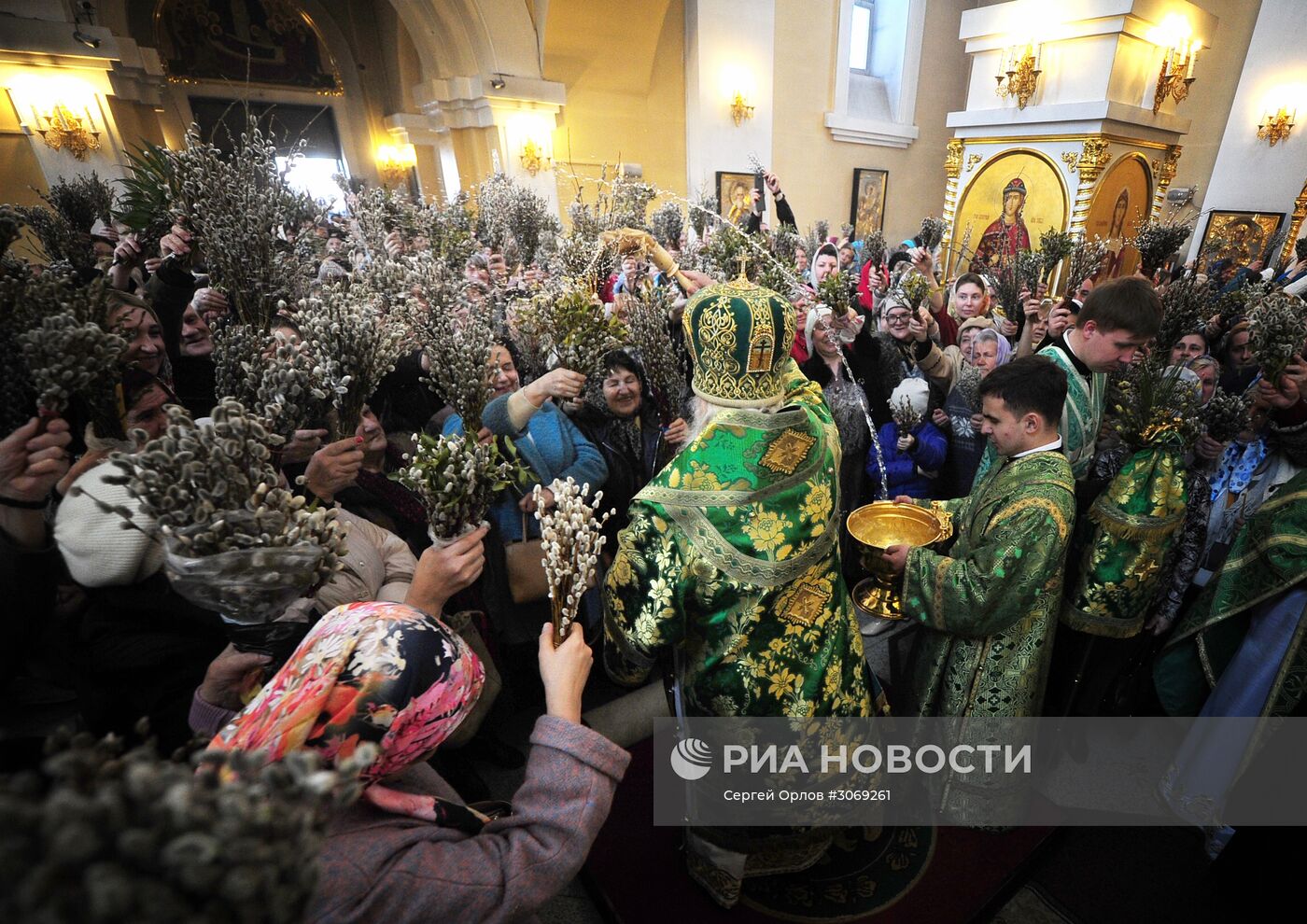 Вербное Воскресенье в городах России