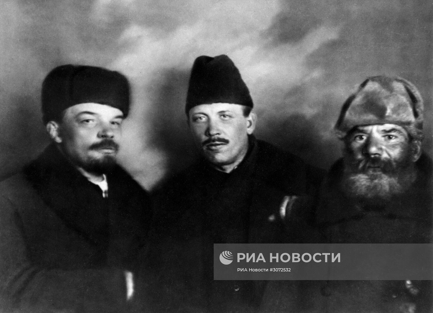 В.И.Ленин, Д.Бедный, Ф.Панфилов