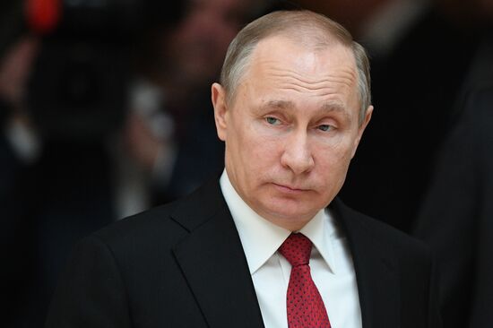 Визит президента РФ В. Путина в Киргизию