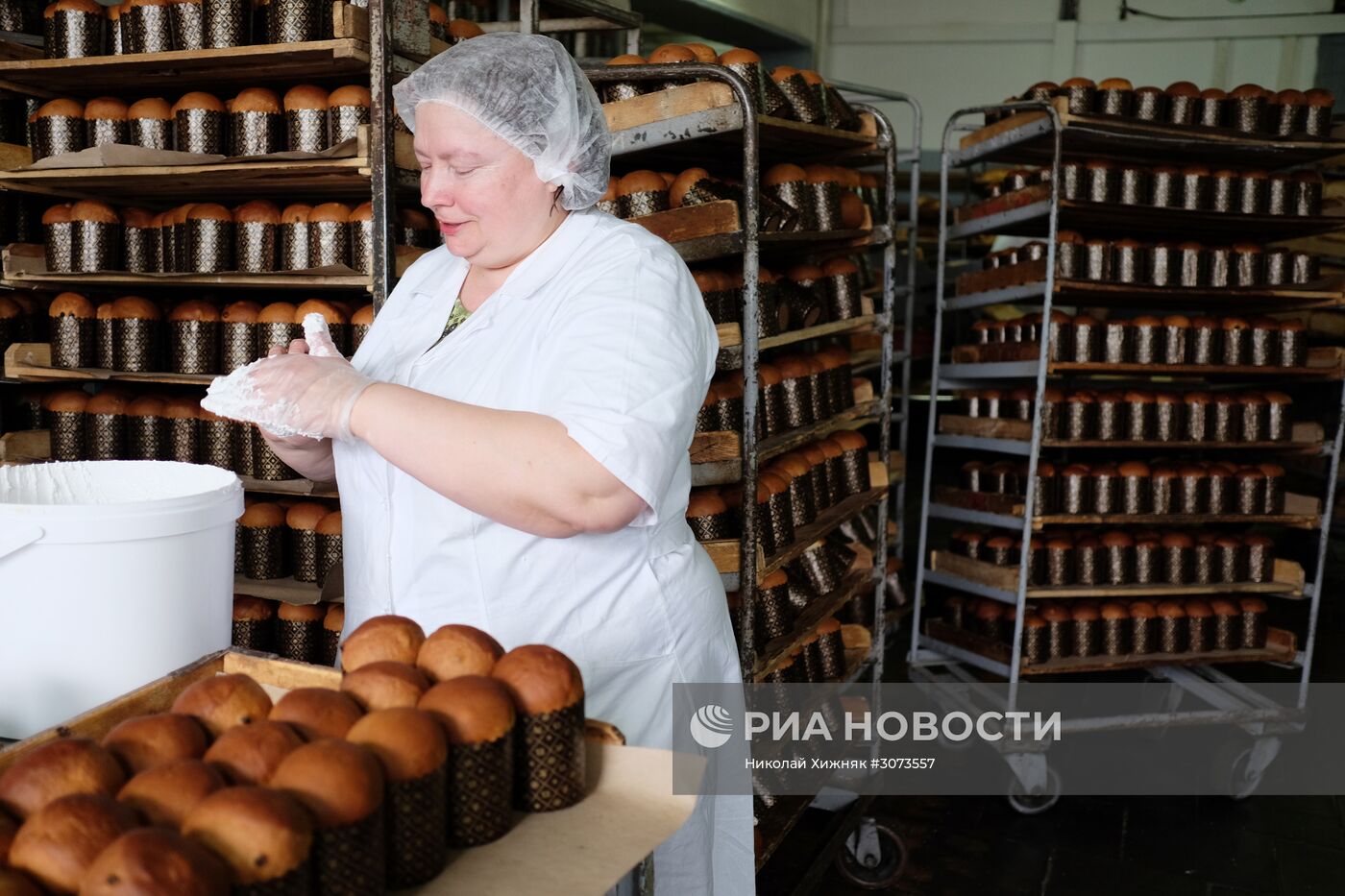 Производство куличей к Пасхе в Краснодаре