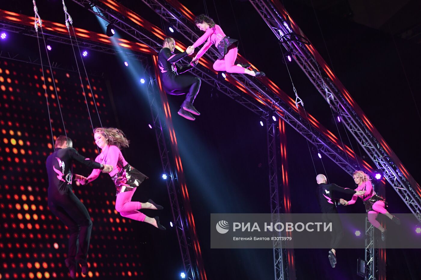 Всероссийские соревнования по акробатическому рок-н-роллу "Rock’n’Roll &CO."