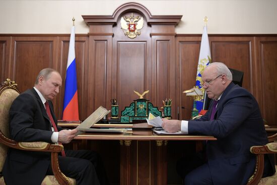 Встреча президента РФ В. Путина с главой Хакасии В. Зиминым