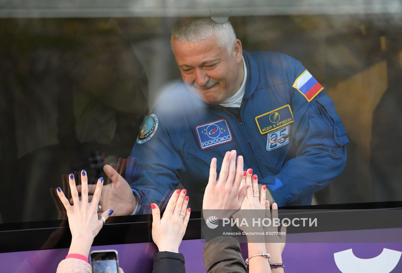 Пуск ракеты-носителя "Союз-ФГ" с ТПК "Союз МС-04" с космодрома Байконур