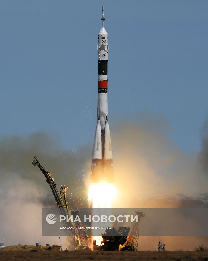 Пуск ракеты-носителя "Союз-ФГ" с ТПК "Союз- МС-04" с космодрома Байконур