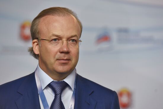 Ялтинский международный экономический форум в Крыму. День первый