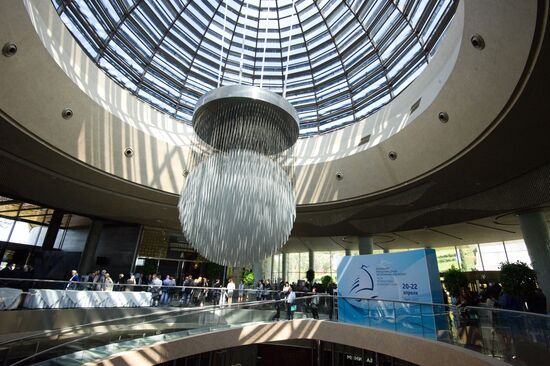 Ялтинский международный экономический форум в Крыму. День первый