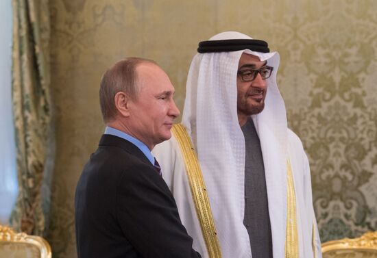 Встреча президента РФ В. Путина с наследным принцем Абу-Даби Мухаммедом Аль Нахайяном