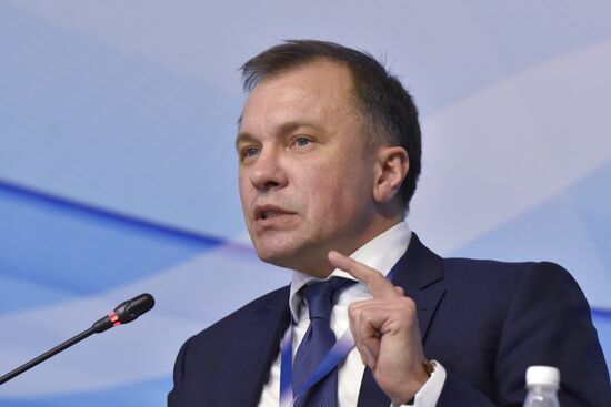 Ялтинский международный экономический форум в Крыму. День первый