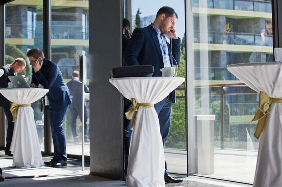 Ялтинский международный экономический форум в Крыму. День первый