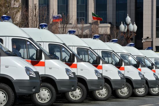 Вручение автомобилей "Скорой медицинской помощи" учреждениям здравоохранения Республики Татарстан