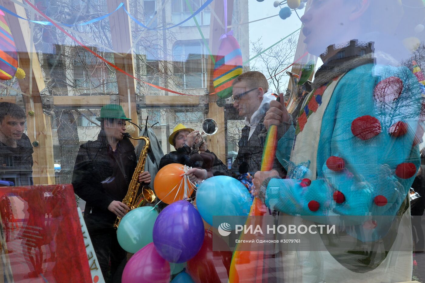 Весенний парад в рамках Пасхального фестиваля