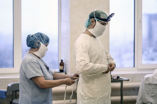 Работа хирурга-отоларинголога в Великом Новгороде