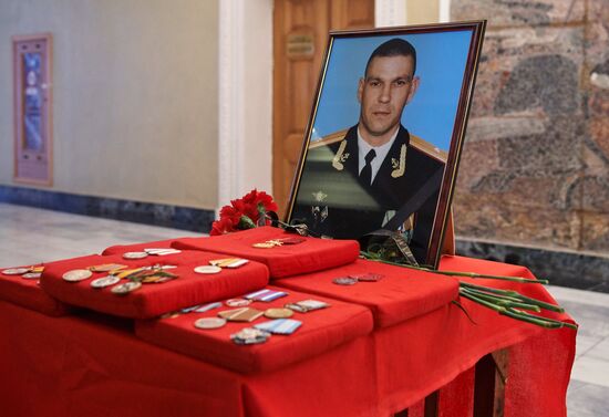 Прощание в Севастополе с погибшим в Сирии майором Сергеем Бордовым