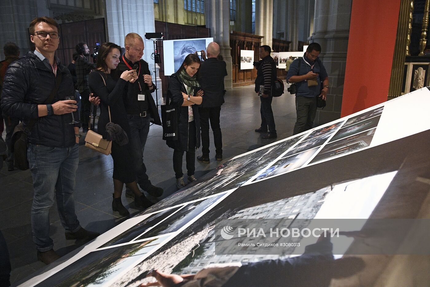 Выставка победителей World Press Photo в Амстердаме