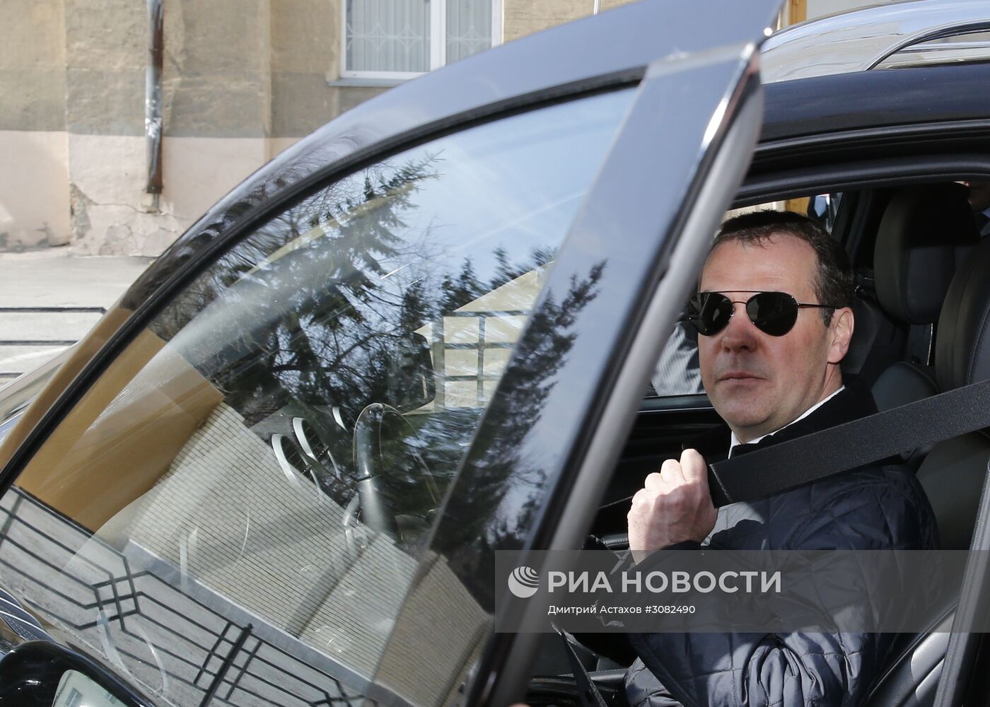 Рабочая поездка премьер-министра РФ Д. Медведева в Омск