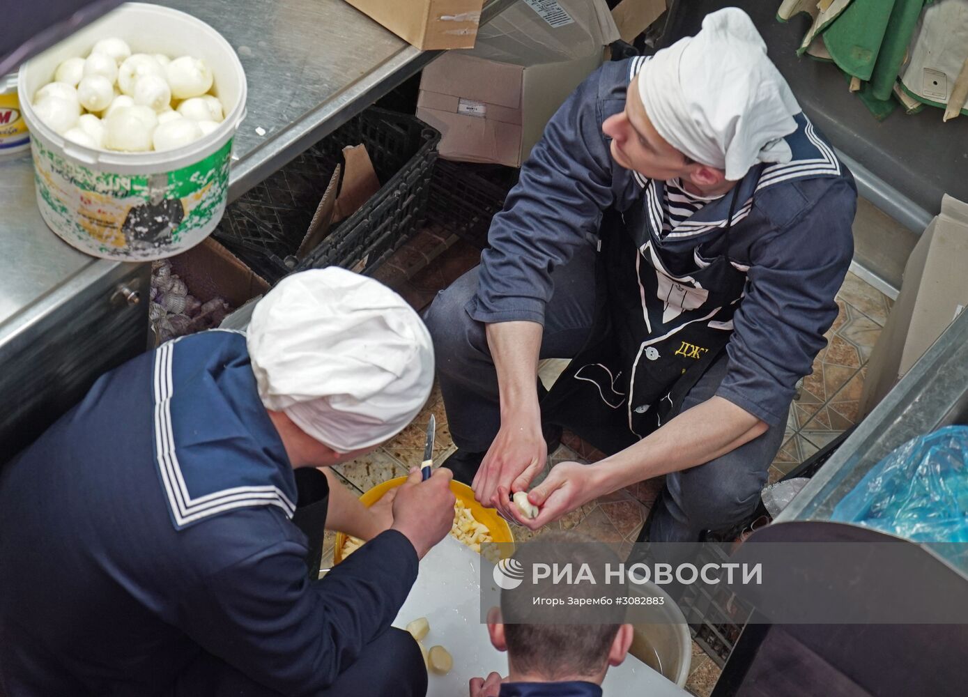 Отправка барка "Крузенштерн" в первый рейс нового сезона навигации