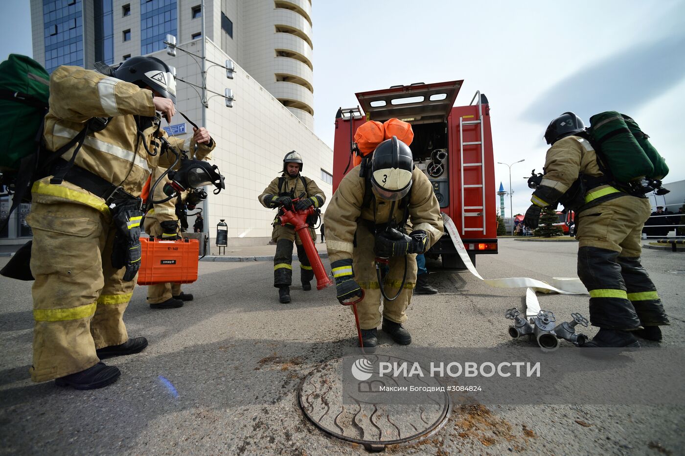 Учения МЧС в Казани