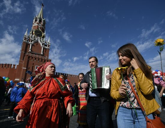 Первомайская демонстрация на Красной площади