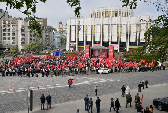 Мероприятия в День международной солидарности трудящихся за рубежом