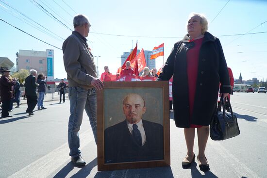 Первомайские демонстрации в городах России