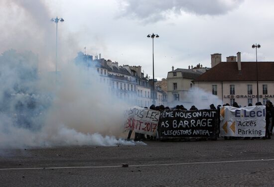 Беспорядки во время первомайских демонстраций в Париже