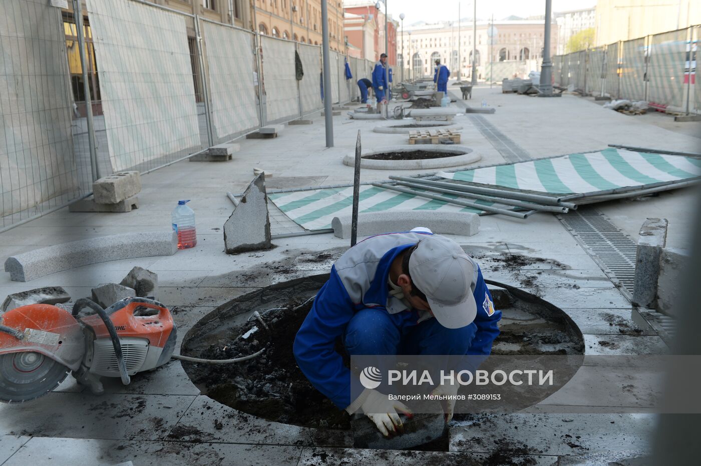 Благоустройство Лубянской площади в рамках программы "Моя улица"