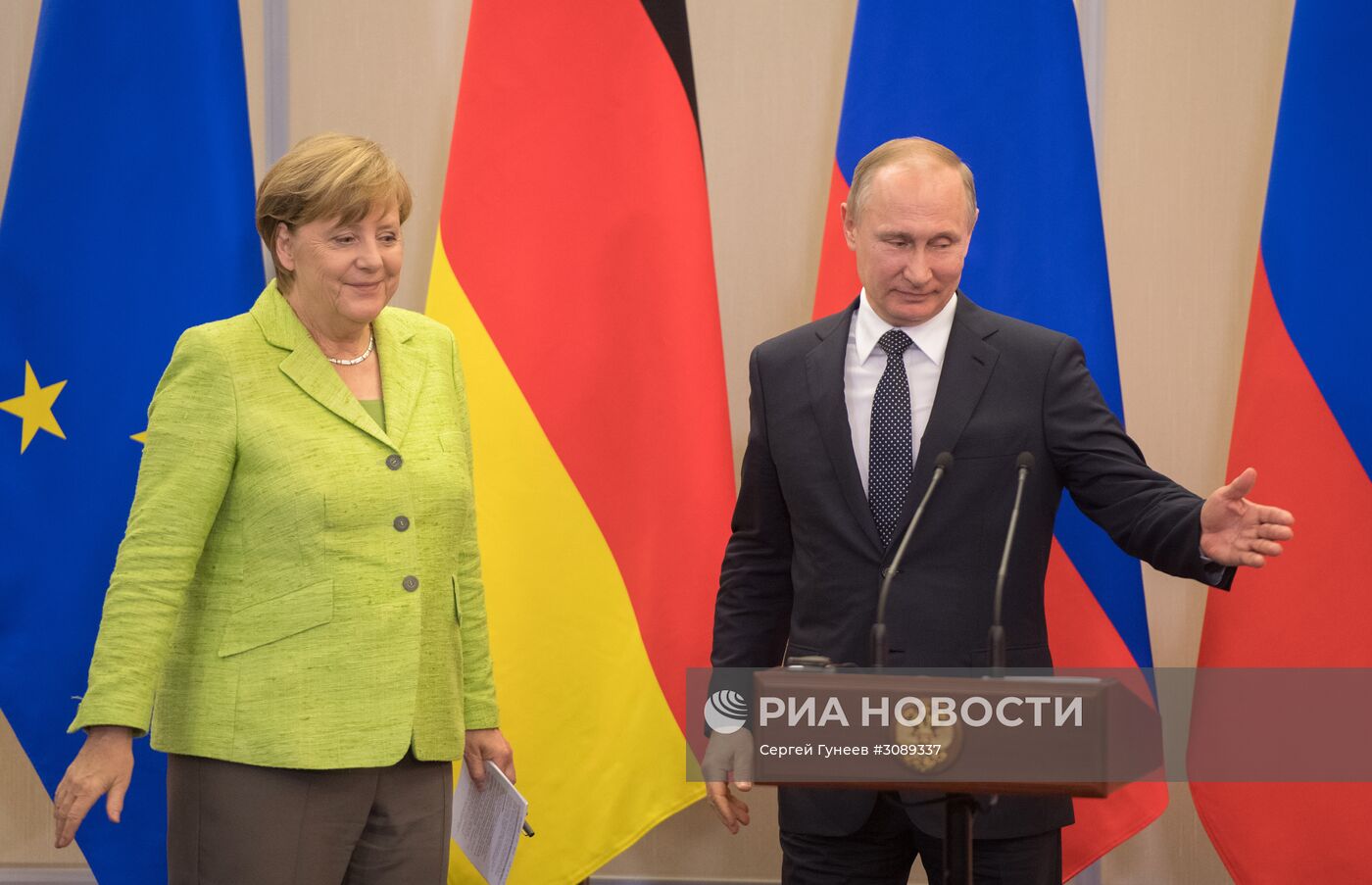 Переговоры президента РФ В. Путина с федеральным канцлером ФРГ А. Меркель