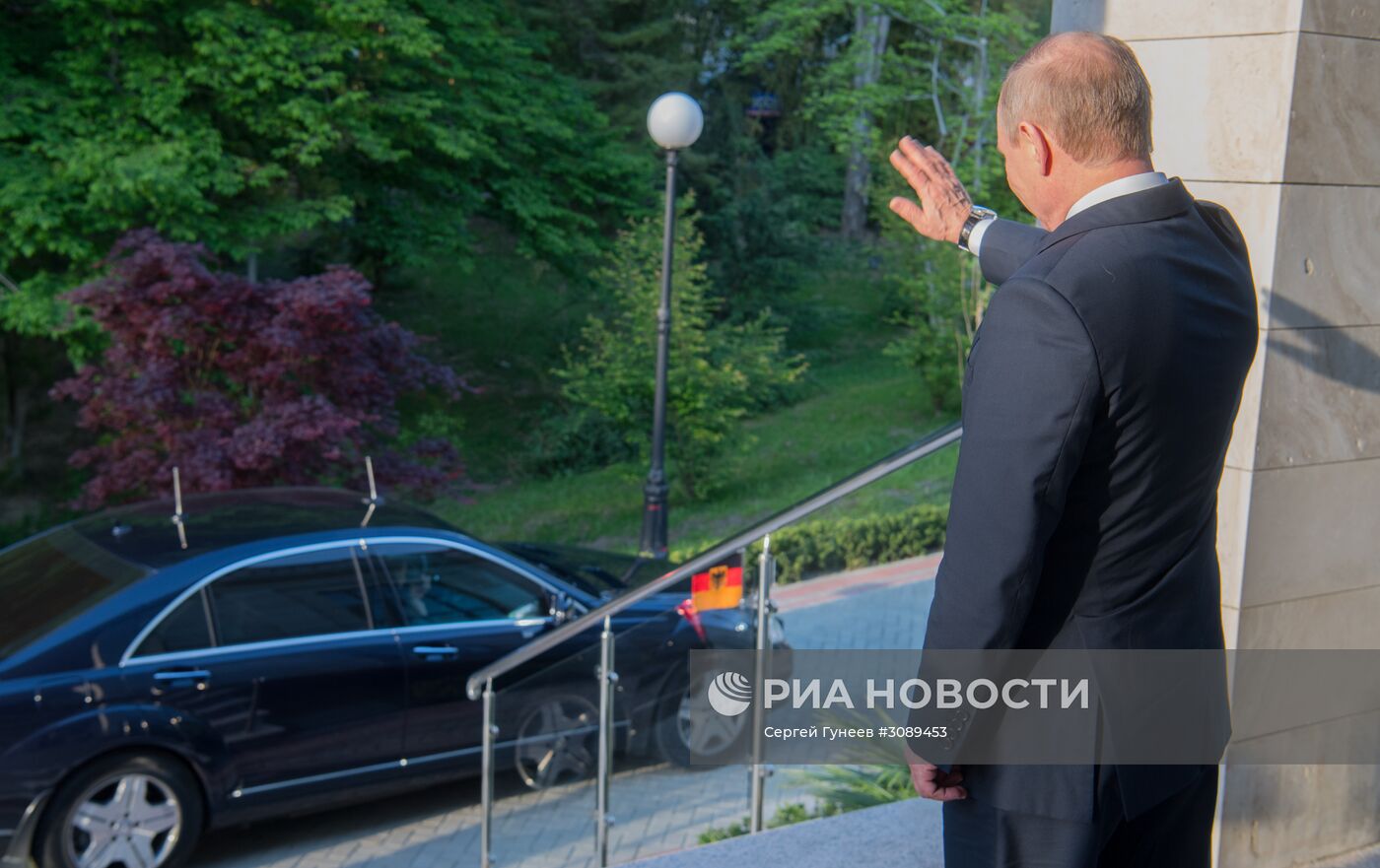 Переговоры президента РФ В. Путина с федеральным канцлером ФРГ А. Меркель