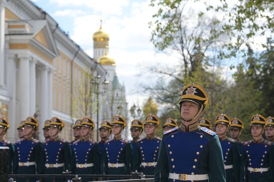 Церемония открытия креста в память о великом князе Сергее Александровиче в Кремле