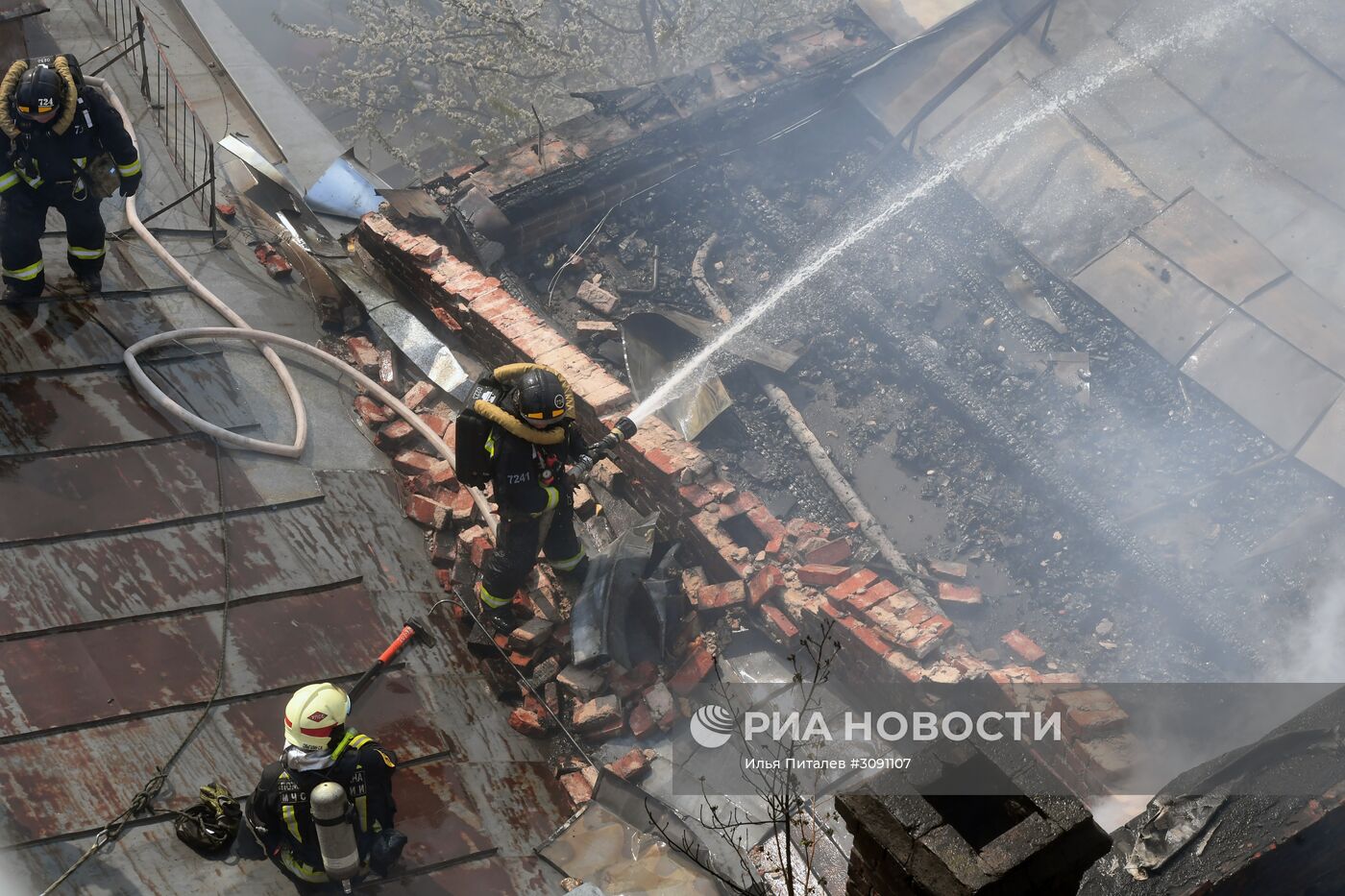 Пожар в центре Москвы