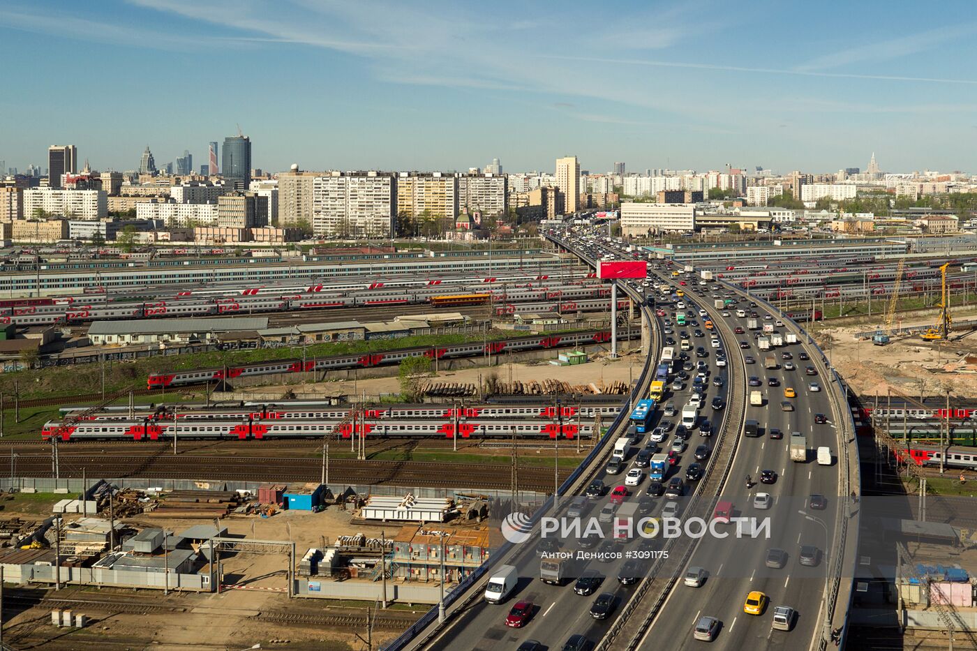 Рижская эстакада в Москве