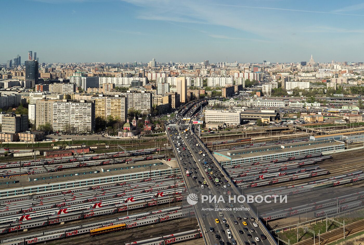 Рижская эстакада в Москве