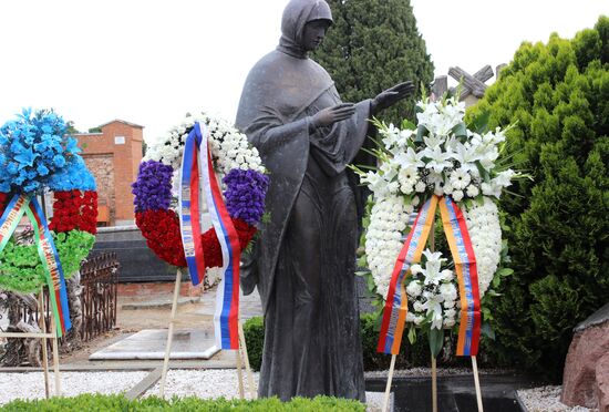 В Мадриде почтили память советских воинов, погибших во время ВОВ и Гражданской войны в Испании